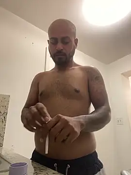 islandvybee55 online show from 03.31.26