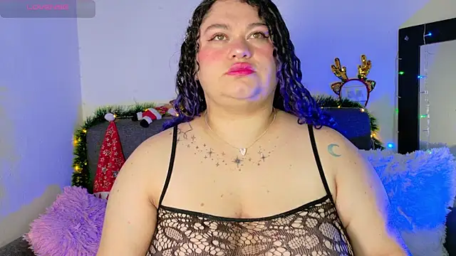 lunitaa0 online show from 11.23.25