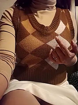 KITTEN-10 online show from 11.14.25