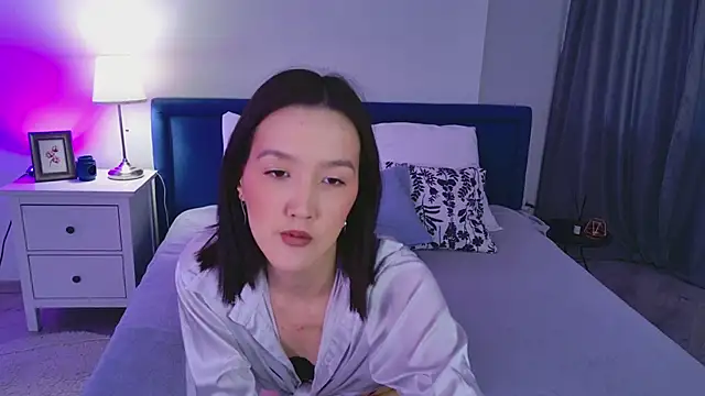 CarrieAmber online show from 04.10.26