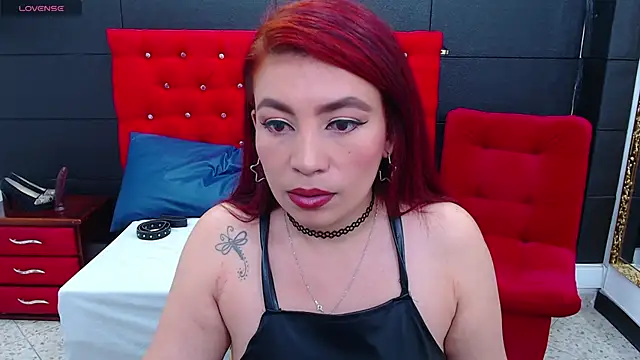 VickyJohnson1 online show from 01.25.25