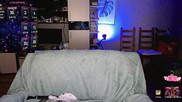 mischellemeow13 online show from 04.17.26