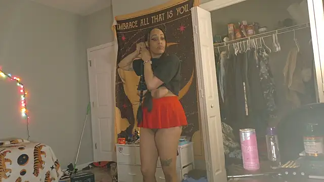 loveluna8 online show from 02.12.25