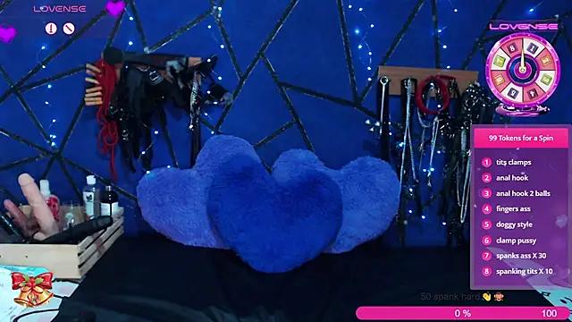 Snapshot of gretahardsex chatting on 12.30.24 gretahardsex online show from 12.30.24