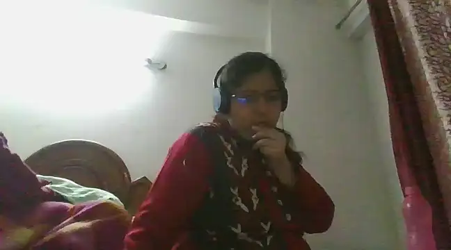 Snapshot of cutiecatty21 chatting on 12.16.24 cutiecatty21 online show from 12.16.24