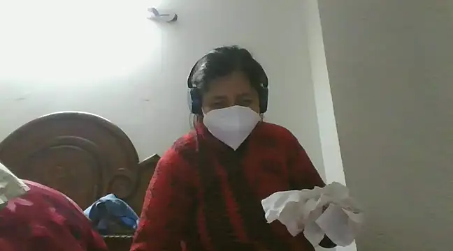 Snapshot of cutiecatty21 chatting on 12.20.24 cutiecatty21 online show from 12.20.24