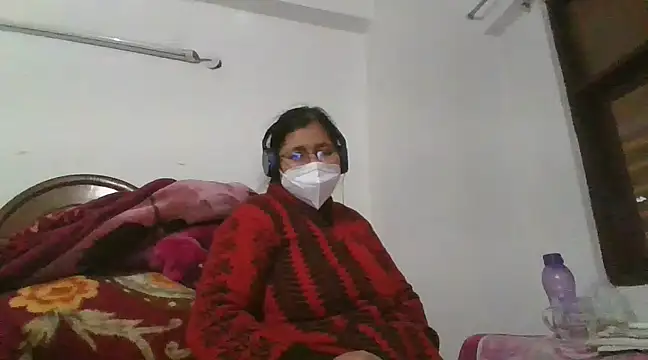 Snapshot of cutiecatty21 chatting on 12.22.24 cutiecatty21 online show from 12.22.24