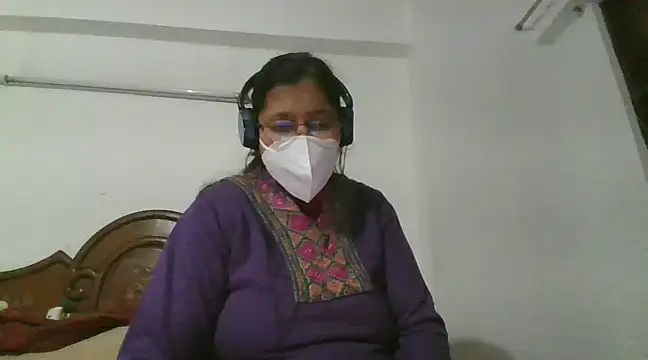 Snapshot of cutiecatty21 chatting on 12.27.24 cutiecatty21 online show from 12.27.24
