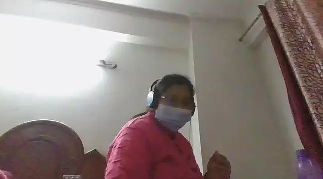 Snapshot of cutiecatty21 chatting on 02.14.25 cutiecatty21 online show from 02.14.25