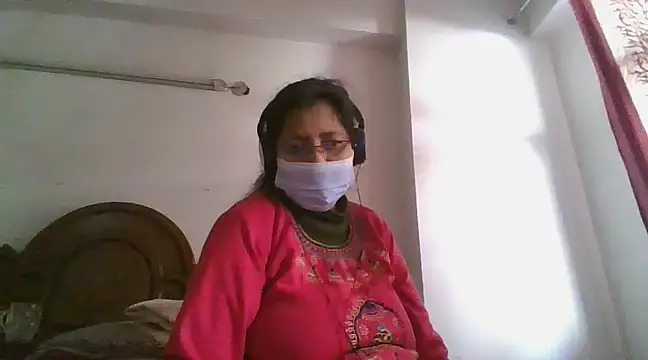 Snapshot of cutiecatty21 chatting on 03.21.25 cutiecatty21 online show from 03.21.25