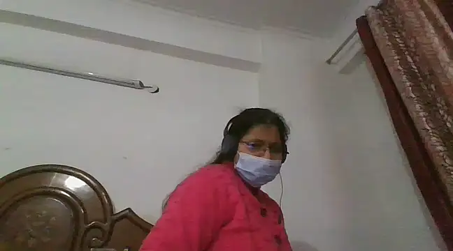 Snapshot of cutiecatty21 chatting on 03.21.25 cutiecatty21 online show from 03.21.25