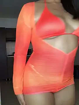 EmmaRossem online show from 10.21.25