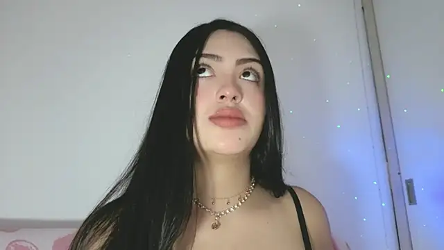 Sweet-Sophiee online show from 04.04.26