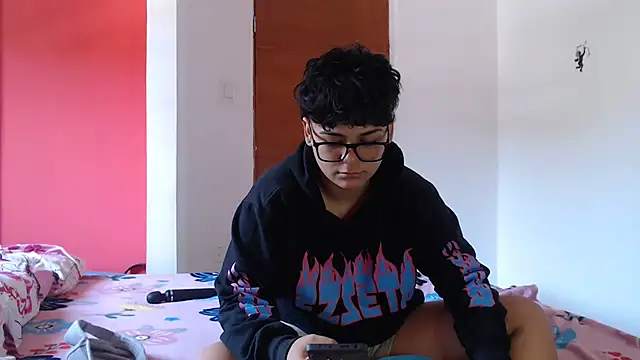 Snapshot of SHARLOTTE_MORGAN chatting on 02.01.25 SHARLOTTE MORGAN online show from 02.01.25