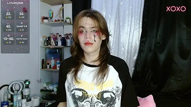 Snapshot of shun_sun chatting on 02.12.25 shun sun online show from 02.12.25