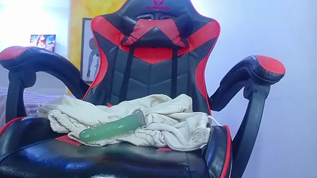  Emmaa Harper online show from 12.18.24