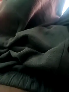 Snapshot of AloneDick chatting on 10.02.25 AloneDick online show from 10.02.25