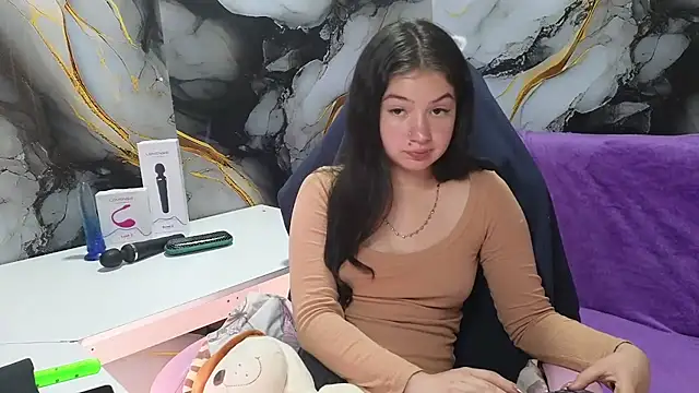 Snapshot of lilimini032 chatting on 02.16.26 lilimini032 online show from 02.16.26