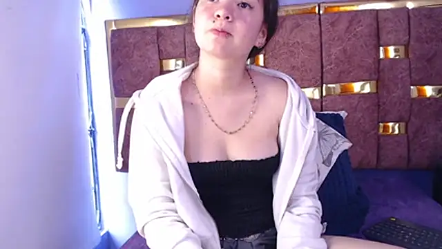 lilimini032 online show from 03.18.26