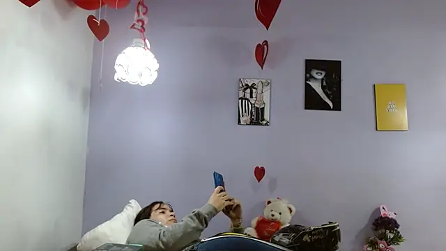 Kimandyuk online show from 02.22.25