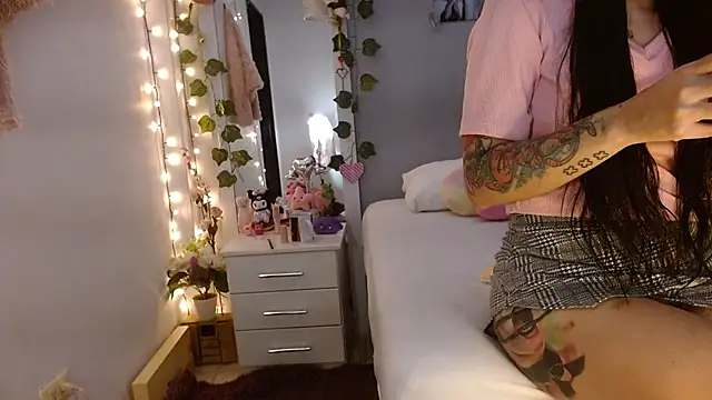 Kimandyuk online show from 03.21.25