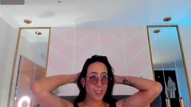 GabyPetit online show from 11.14.25