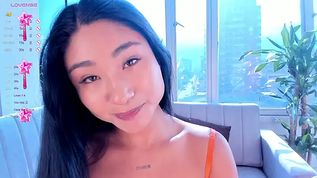 Megan Lim online show from 01.17.25