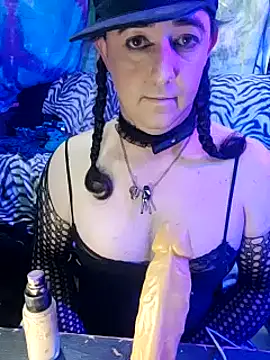 Boo-boo kittyfux online show from 12.19.24