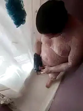 Boo-boo kittyfux online show from 02.25.25