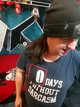 Boo-boo kittyfux online show from 11.12.25