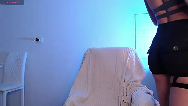 Eva Hailey  online show from 11.10.25