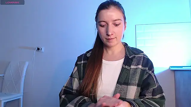 Snapshot of Eva_Hailey_ chatting on 01.11.26 Eva Hailey online show from 01.11.26