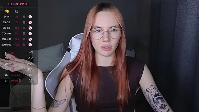 littlevildevil online show from 11.24.25