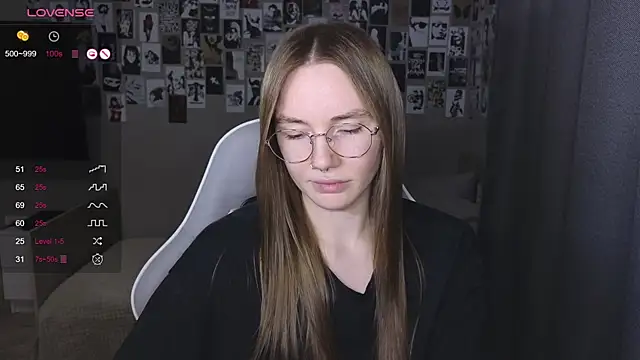 littlevildevil online show from 04.17.26