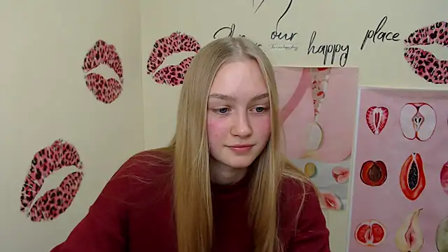 Snapshot of MademoiselleCl chatting on 01.03.25 MademoiselleCl online show from 01.03.25