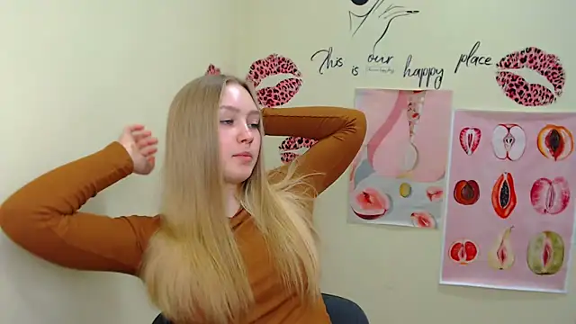 Snapshot of MademoiselleCl chatting on 02.23.25 MademoiselleCl online show from 02.23.25