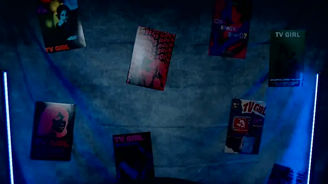 Snapshot of MademoiselleCl chatting on 10.04.25 MademoiselleCl online show from 10.04.25