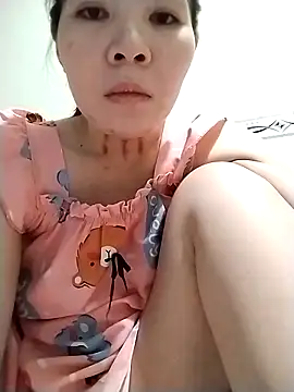 Snapshot of Lusi_show chatting on 11.30.25 Lusi show online show from 11.30.25