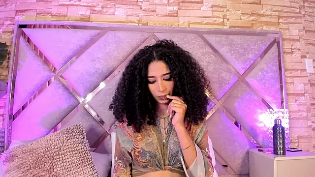  lanna jhonson  online show from 11.06.25