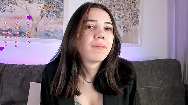 GillianDowdey online show from 02.04.25