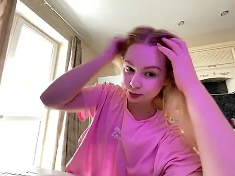 baby lianaa online show from 10.13.25
