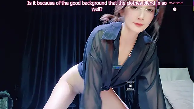 Snapshot of Youth3_ chatting on 11.11.25 Youth3 online show from 11.11.25