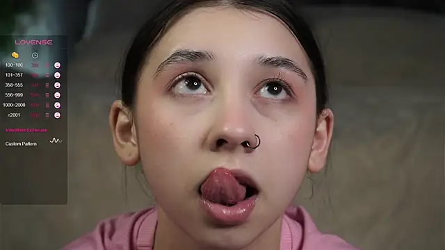 AislyEmbury online show from 02.02.25