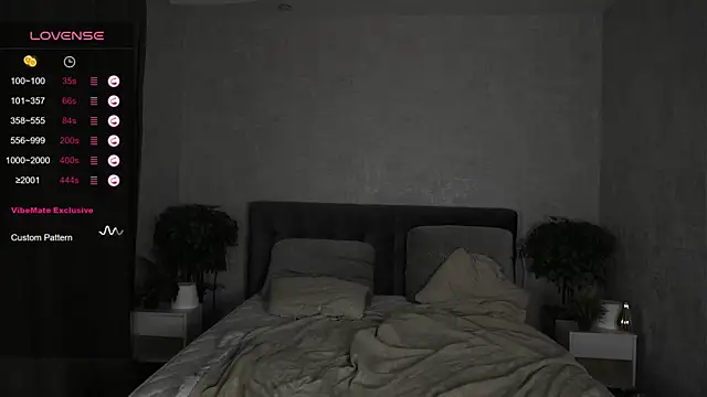 AislyEmbury online show from 02.07.25