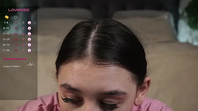 AislyEmbury online show from 02.09.25