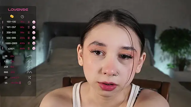 AislyEmbury online show from 02.09.25