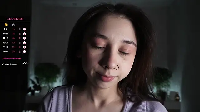 AislyEmbury online show from 02.20.25