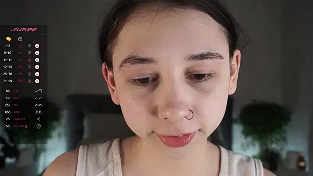 AislyEmbury online show from 02.22.25