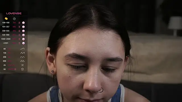 AislyEmbury online show from 03.05.25