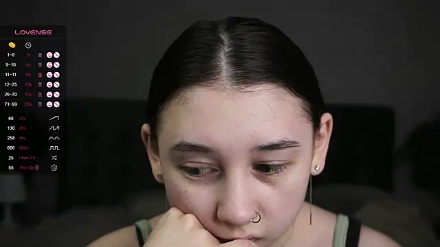 AislyEmbury online show from 03.16.25